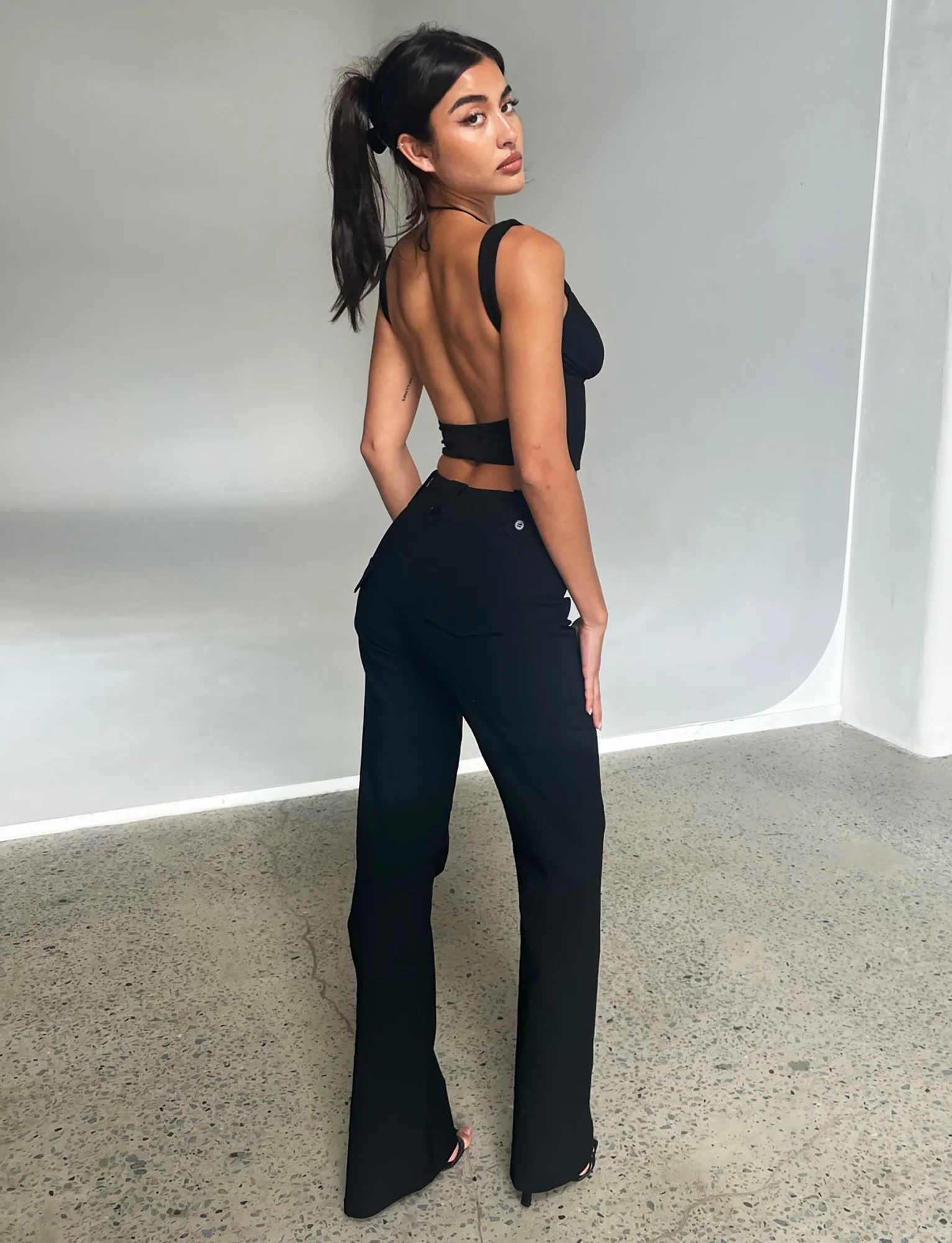 KITTIE HIGH RISE PANT - BLACK - Stylemaxs