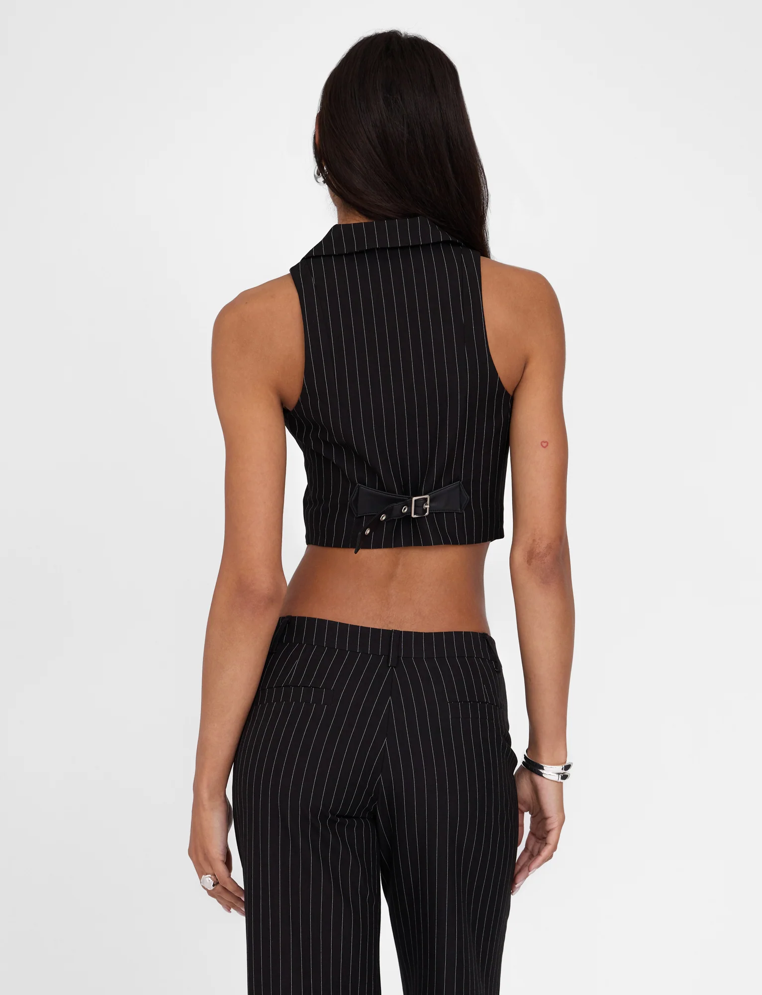 TAMARA VEST - BLACK : PINSTRIPE - Stylemaxs